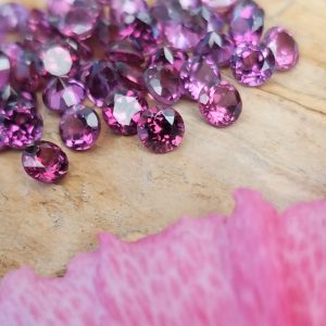 Granate rodolita facetado, corte diamante 3mm