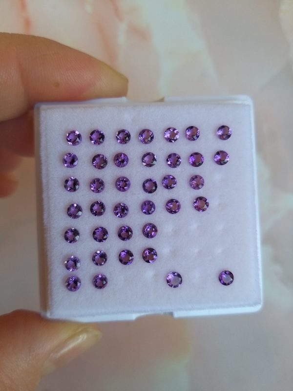 Amatista facetada, corte diamante 3mm África - Imagen 3