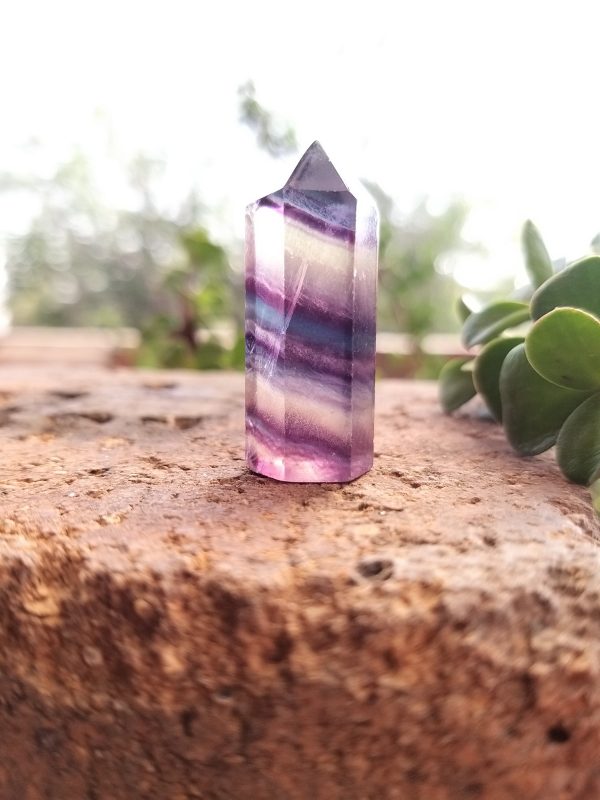 Punta de fluorita 3.4x1.3cm