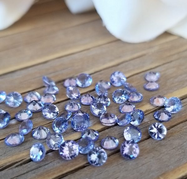 Tanzanita facetada, corte diamante 3mm
