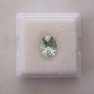 Aguamarina facetada 9x7mm